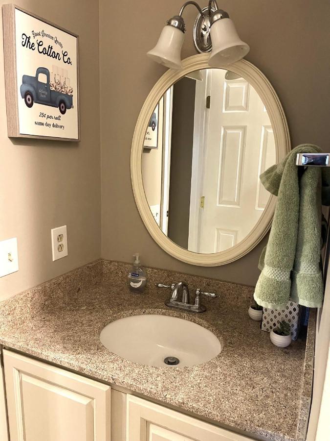 Ski On Off 1Br Suite 1St Flr Sleeps 4 Jiminy Peak Hancock Ngoại thất bức ảnh